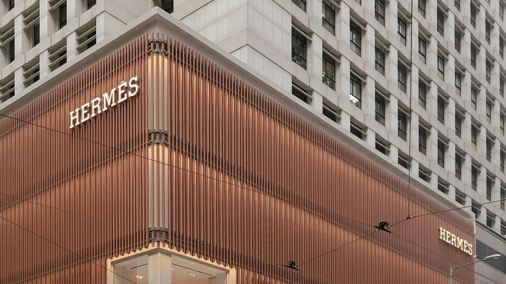 Hermes store